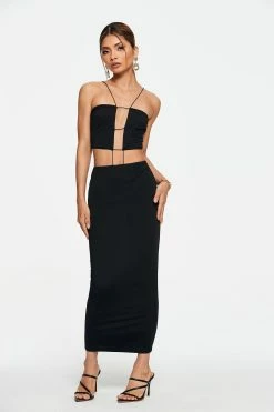 SOLADO Cut Out Solid Backless Maxi Dress -Solado Sales Shop 2855102022073010170062e4949ca591f 1800x1800