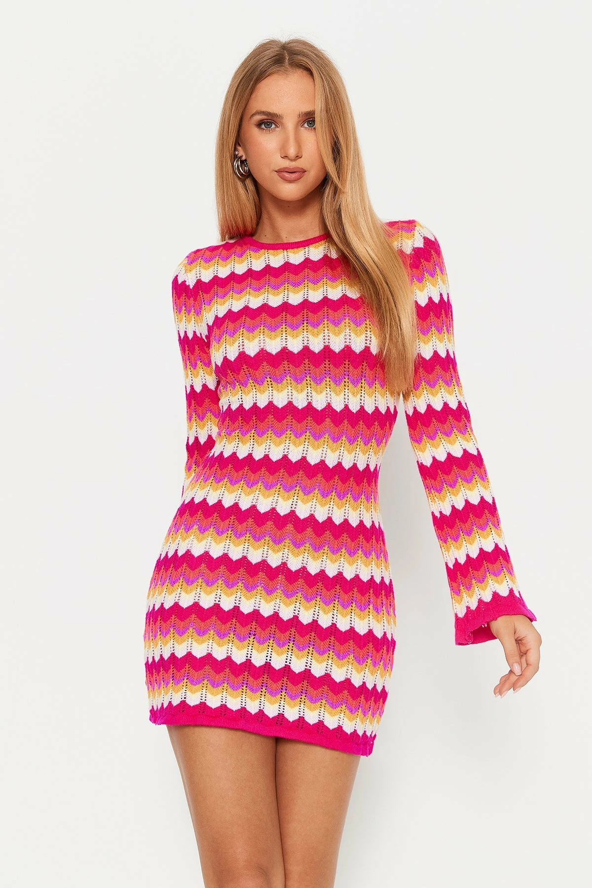 Solado Open Back Stripe Print Long Sleeve Knitted Sweater Dress 10 Solado Open Back Stripe Print Long Sleeve Knitted Sweater Dress - Image 10