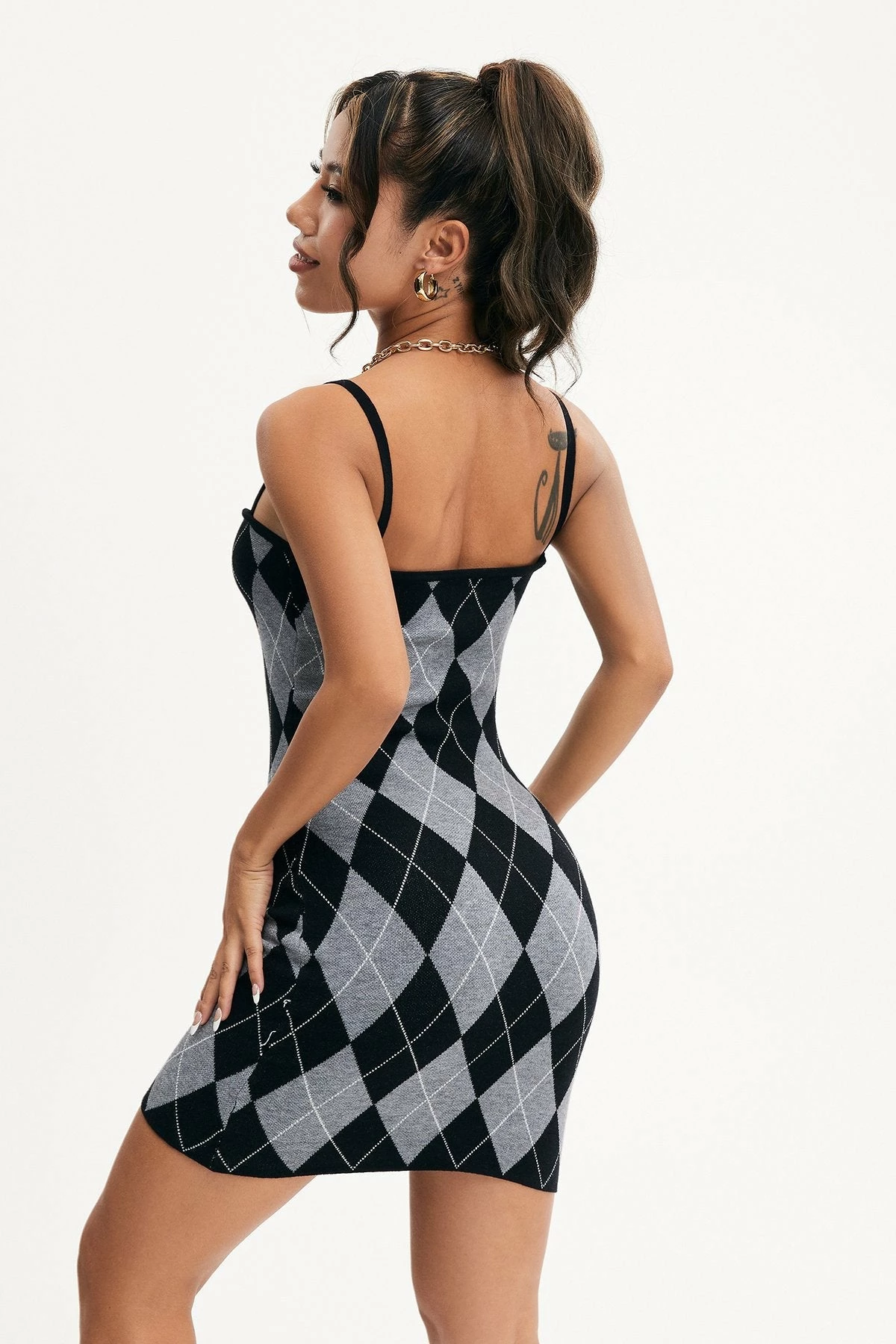 Solado Argyle Print Knitted Straps Mini Dress 2 Solado Argyle Print Knitted Straps Mini Dress - Image 2