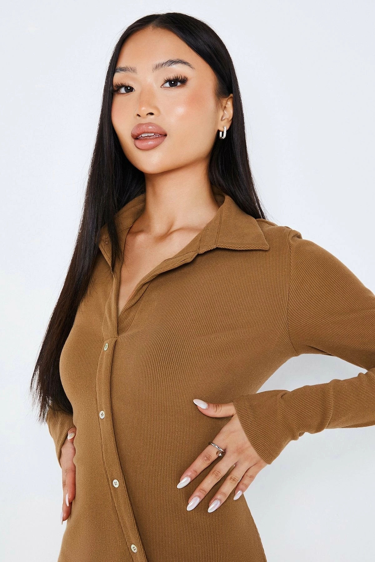 SOLADO Lapel Neck Button Front Split Hem Midi Dress 5 SOLADO Lapel Neck Button Front Split Hem Midi Dress - Image 5