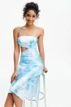 Solado Tie Dye Cut Out Midi Dress -Solado Sales Shop jpeg 12a5dd54 cb24 4e22 9e9a ac57779dfb2f 1800x1800