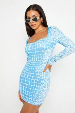 SOLADO Abstract Print Long Sleeve Bodycon Mini Dress 11 SOLADO Abstract Print Long Sleeve Bodycon Mini Dress -Solado Sales Shop jpeg 198941c6 62ce 430f 8d51 4f2021584da7 1800x1800