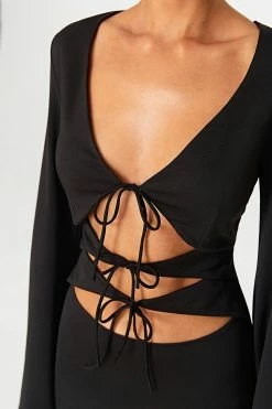 SOLADO Tie Detail Cut Out Flared Sleeve Mini Dress -Solado Sales Shop jpeg 1b480788 8d69 4c7a bd81 4dfe9cd2c364 1800x1800