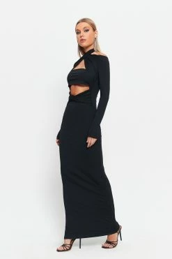 SOLADO Halter Neck Cut Out Long Sleeve Maxi Dress -Solado Sales Shop jpeg 27560e44 1b8d 45c5 b1f1 070eccaa5acb 1800x1800