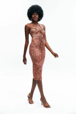 Solado Drawstring Ruched Cut Out Maxi Dress -Solado Sales Shop jpeg 2db7af98 800c 4ed6 836e aa799aa319ec 1800x1800