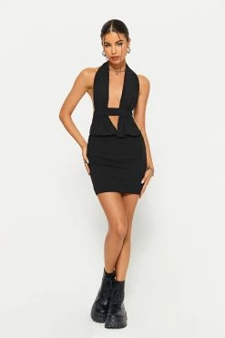 SOLADO Plunging Neck Open Back Ruched Mini Dress 10 SOLADO Plunging Neck Open Back Ruched Mini Dress -Solado Sales Shop jpeg 32a68bb4 880a 476f 8655 34eeff79843c 1800x1800