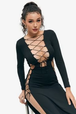 Solado Lace Up Open Back Split Hem Maxi Dress -Solado Sales Shop jpeg 42de501c d013 48ef b22f 41cbf4b61054 1800x1800