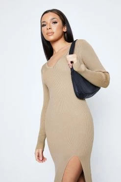 Solado Ribbed Knit Split Hem Long Sleeve Sweater Dress -Solado Sales Shop jpeg 502028b9 5b55 48ed 9994 7e3793f35fc5 1800x1800