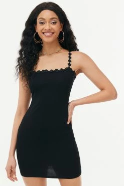 Solado Floral Embroidery Trim Backless Bodycon Mini Dress