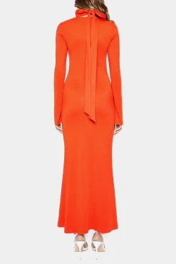 SOLADO Cross Over Halter Neck Mermaid Maxi Dress 13 SOLADO Cross Over Halter Neck Mermaid Maxi Dress -Solado Sales Shop jpeg 61e311cf 0b8e 4316 ba21 c314fd362373 1800x1800