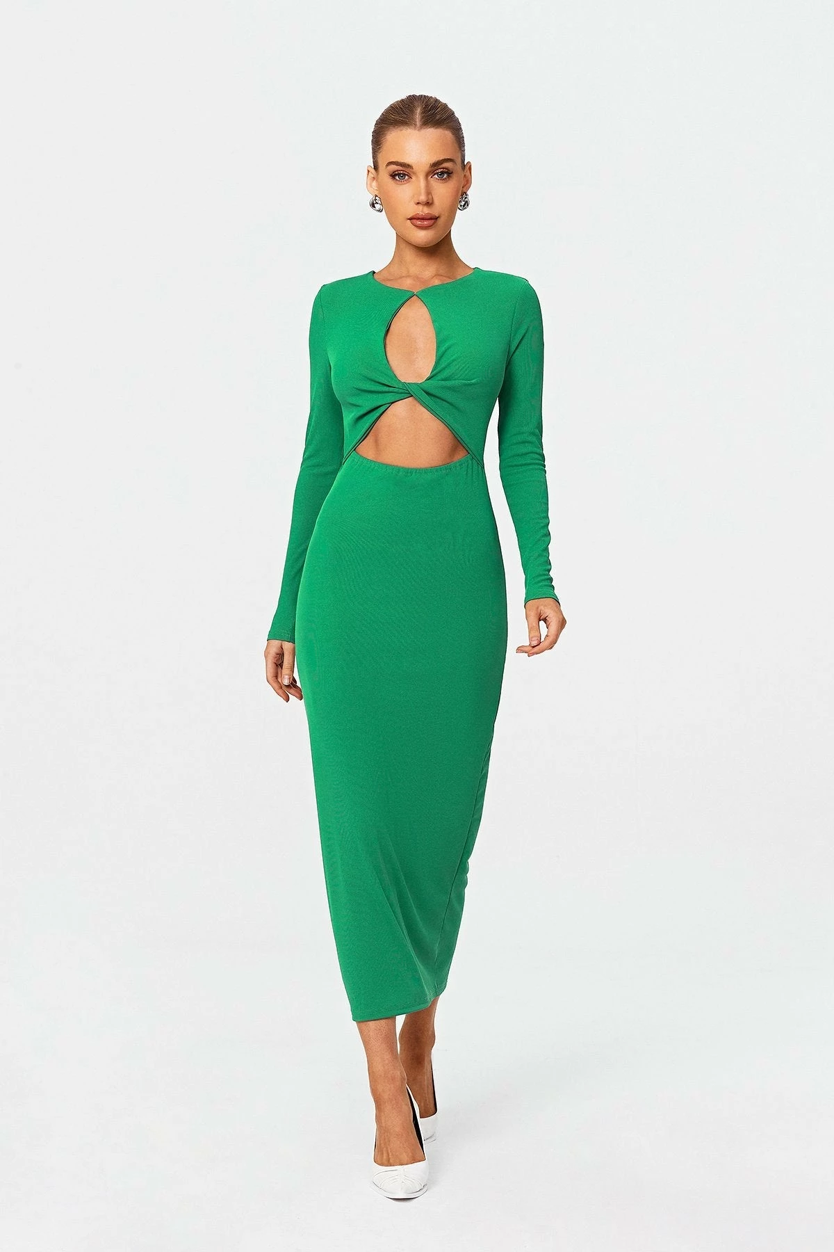 SOLADO Cut Out Twist Front Long Sleeve Maxi Dress 4 SOLADO Cut Out Twist Front Long Sleeve Maxi Dress - Image 4