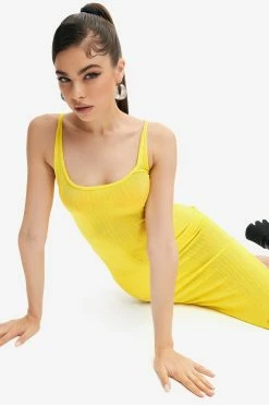 Solado Plunging Neck Split Hem Midi Dress -Solado Sales Shop jpeg 6651f394 c5b1 4ed2 a09c bed04f6c2821 1800x1800