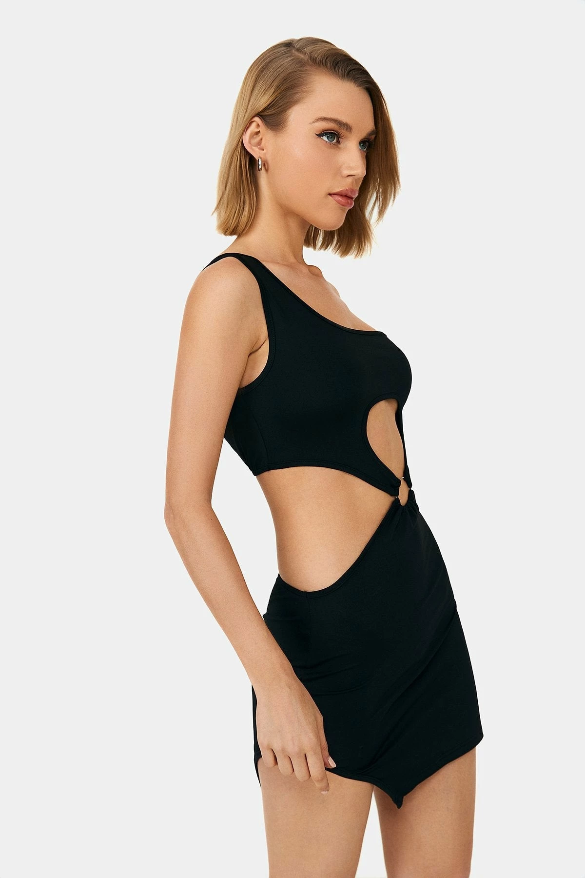 SOLADO One Shoulder Cut Out Split Hem Mini Dress 5 SOLADO One Shoulder Cut Out Split Hem Mini Dress - Image 5