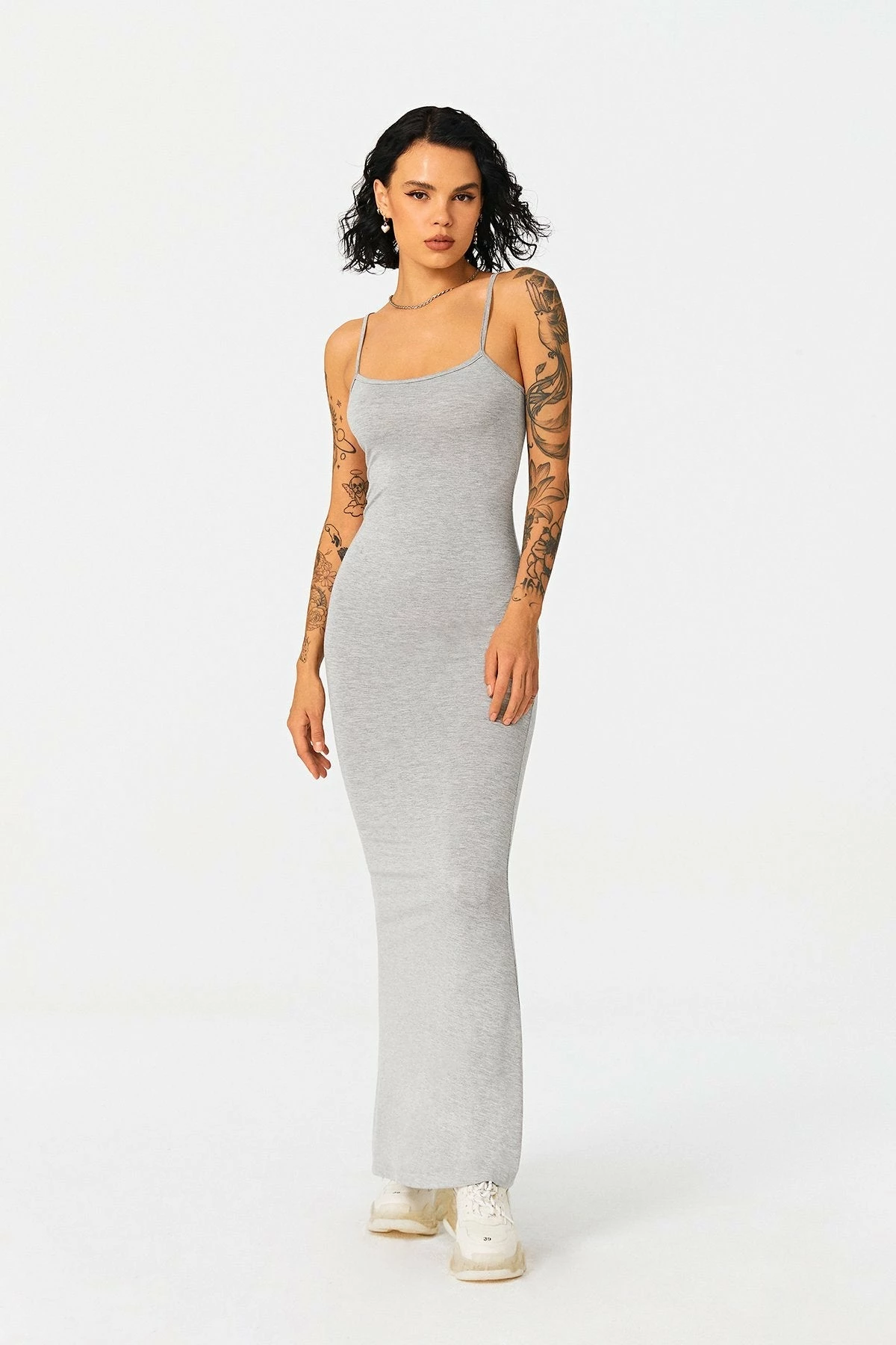 SOLADO Modal Plunging Neck Mermaid Solid Maxi Dress 4 SOLADO Modal Plunging Neck Mermaid Solid Maxi Dress - Image 4