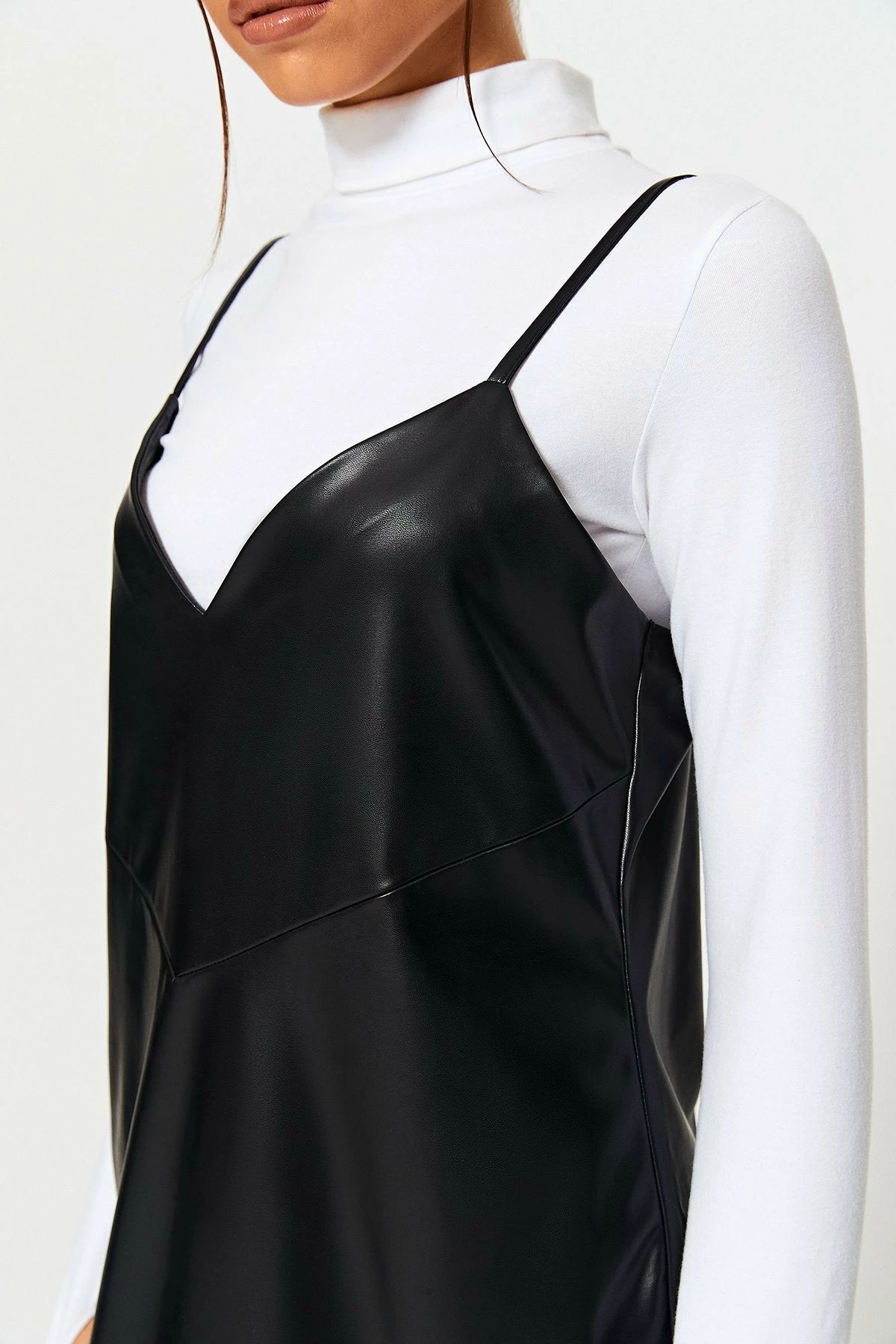 SOLADO Adjustable Strap Plunging Neck PU Leather Mini Dress Without Top 5 SOLADO Adjustable Strap Plunging Neck PU Leather Mini Dress Without Top - Image 5