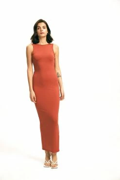 Solado Round Neck Split Hem Open Back Sleeveless Maxi Dress -Solado Sales Shop jpeg 87b2f83e 92dd 4bf0 bfd9 9b824566f3cd 1800x1800