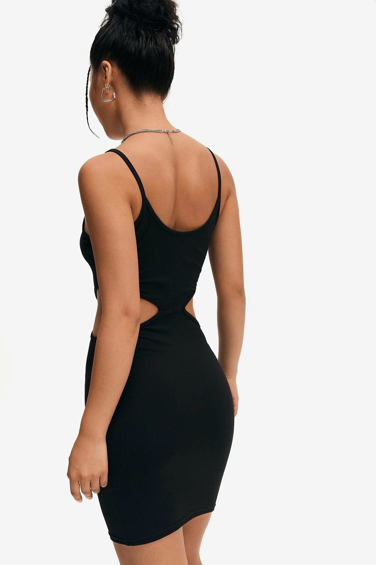 Solado U Neck Cut Out Solid Cami Mini Dress 2 Solado U Neck Cut Out Solid Cami Mini Dress - Image 2