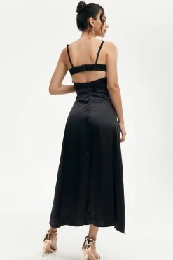 Solado Sales Shop -Solado Sales Shop jpeg 960344a5 1e7c 4029 9207 3eb2d3bf9a37 1800x1800