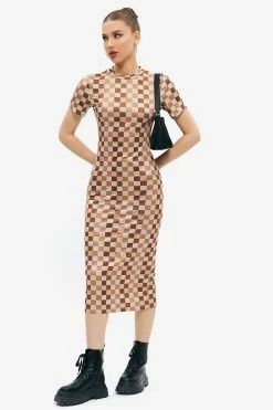Solado Checkerboard Print Short Sleeve Bodycon Maxi Dress
