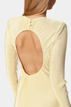 Solado Open Back Split Hem Long Sleeve Solid Maxi Dress -Solado Sales Shop jpeg a4c4ca3e 4a25 43f2 927f 8693f40074c9 1800x1800