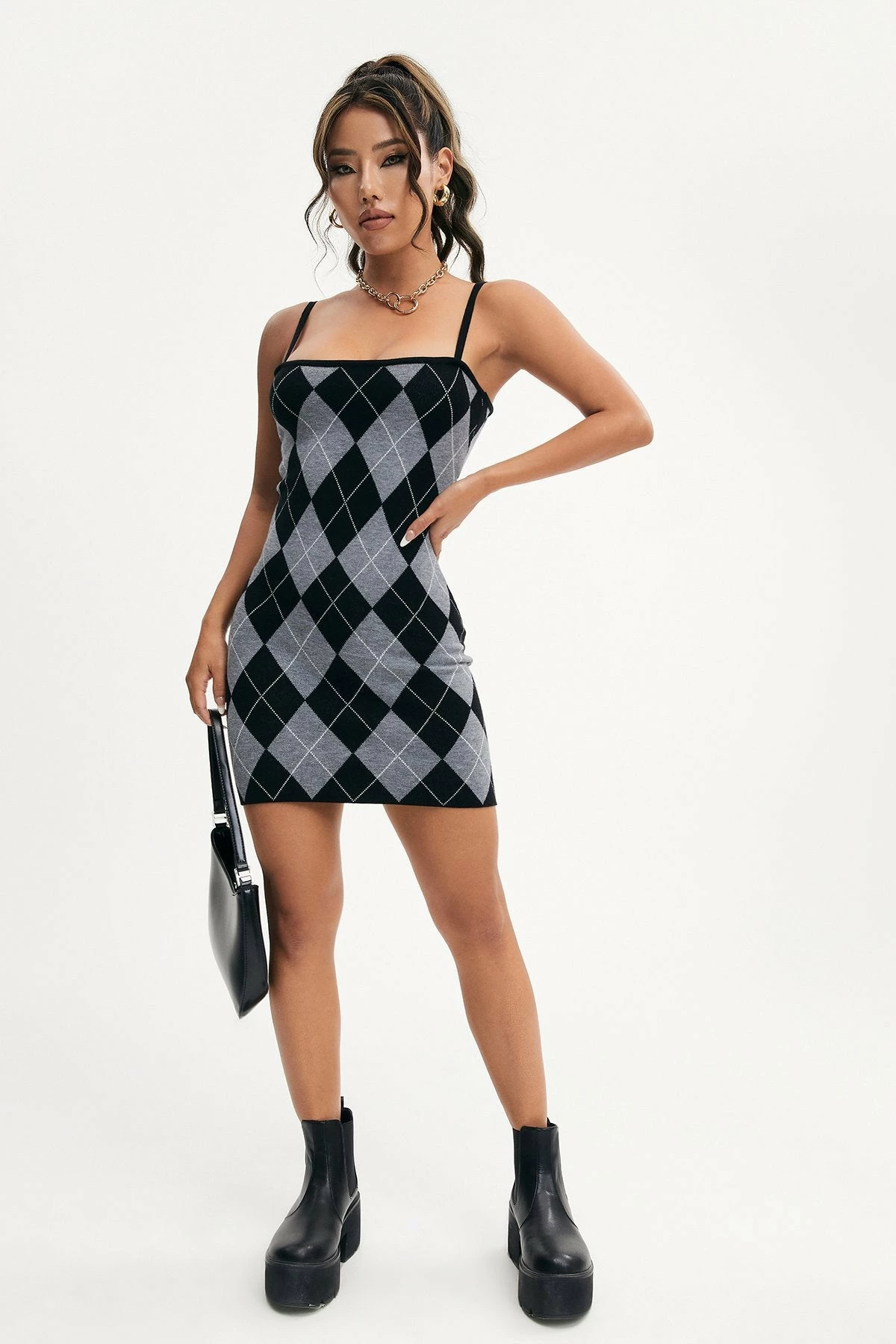 Solado Argyle Print Knitted Straps Mini Dress 4 Solado Argyle Print Knitted Straps Mini Dress - Image 4