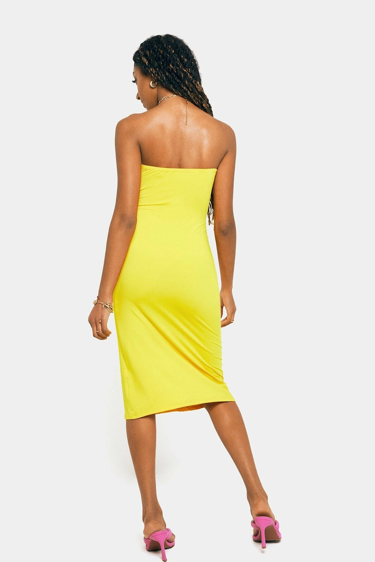 SOLADO Tube Twist Front Cut Out Ruched Midi Dress 5 SOLADO Tube Twist Front Cut Out Ruched Midi Dress - Image 5