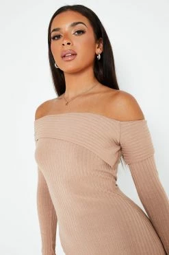 SOLADO Off Shoulder Long Sleeve Ribbed Maxi Dress -Solado Sales Shop jpeg cf7de27c 3481 4d0f b64c d6a73367a09a 1800x1800