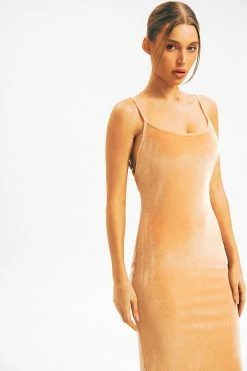 Solado Velvet Open Back Sleeveless Midi Dress -Solado Sales Shop jpeg dd7d7535 cfed 4743 9c8b 69311038906c 1800x1800