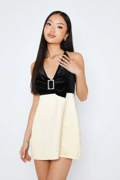 SOLADO Colorblock Velvet Splicing Bow Decor Mini Dress