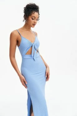 Solado Tie Detail Slit Hem Maxi Dress 9 Solado Tie Detail Slit Hem Maxi Dress -Solado Sales Shop jpeg f67e3cd5 cc81 4c35 9e7e 8bea04006a8d 1800x1800