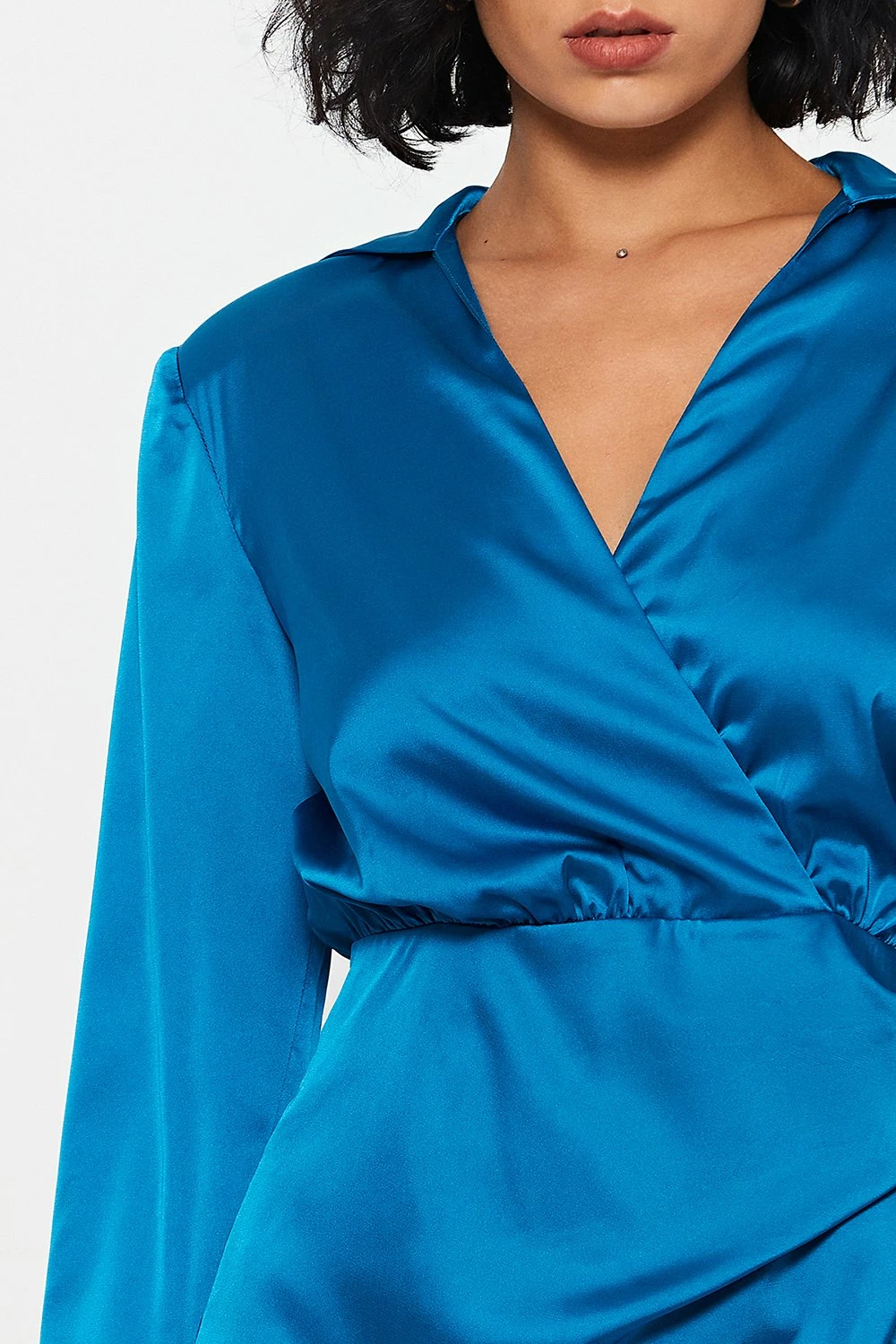 SOLADO Satin Cinched Waist Wrap Hem Long Sleeve Mini Dress 5 SOLADO Satin Cinched Waist Wrap Hem Long Sleeve Mini Dress - Image 5